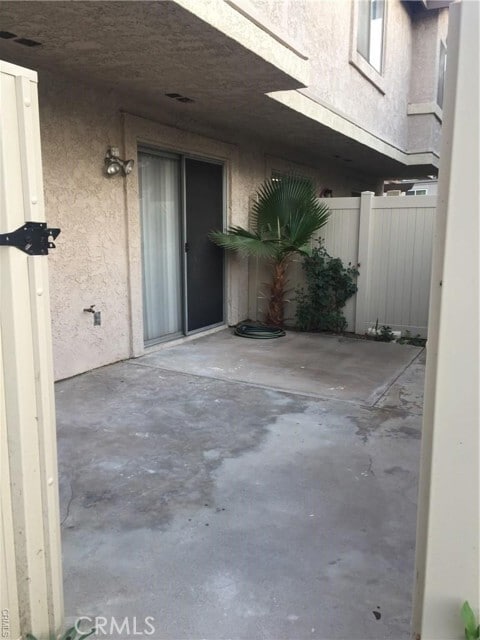 Building Photo - 428 Golden Springs Dr