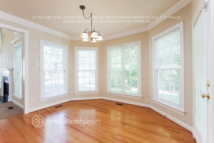 Building Photo - 419 Belvedere Ln