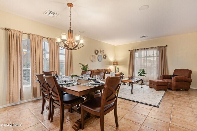 Building Photo - 31748 N Blackfoot Dr