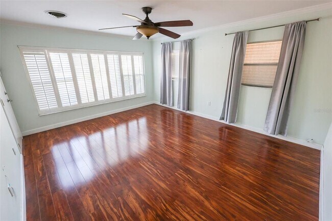 Building Photo - 3104 W North A St