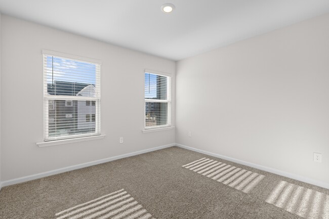 Building Photo - 2136 Grouse Ski Cir