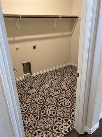 Building Photo - 1320 Villalonga Dr