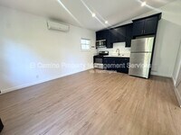 Building Photo - 425 E Wellington Ave