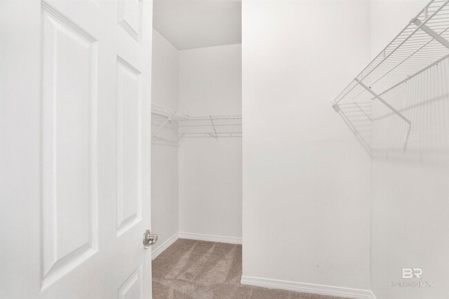 Building Photo - 33171 Stables Dr