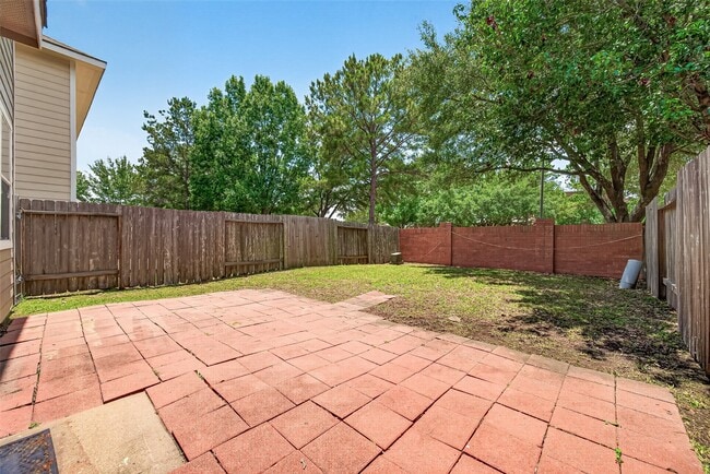 Building Photo - 5626 Claybeck Ln