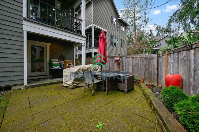 Building Photo - Spacious 3-Bed Oasis in Bothell with 3.5 Bathrooms and 2353 Sq Ft!