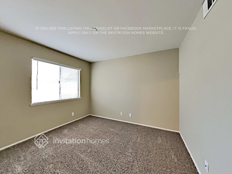 Building Photo - 37511 Vineyard Knoll Dr