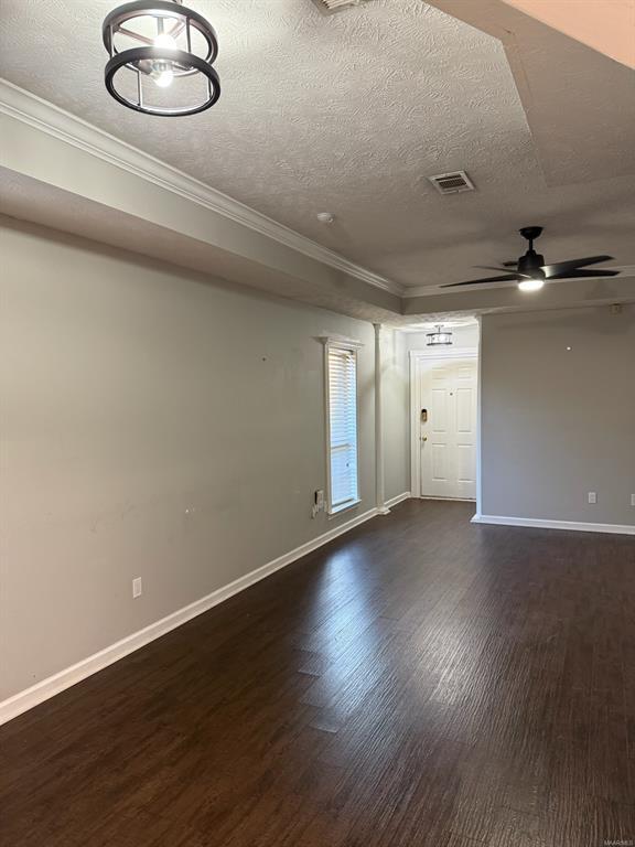 Building Photo - 8425 English Oak Loop