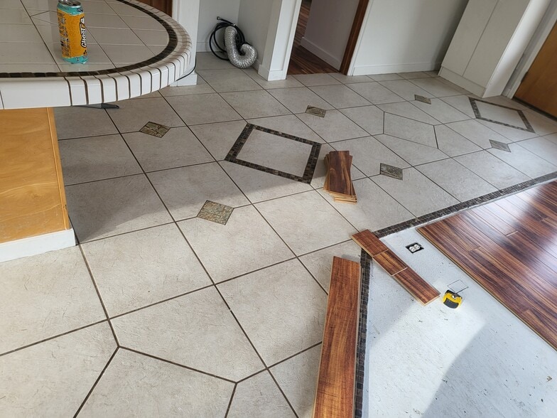 Building Photo - 284 Watershed Rd