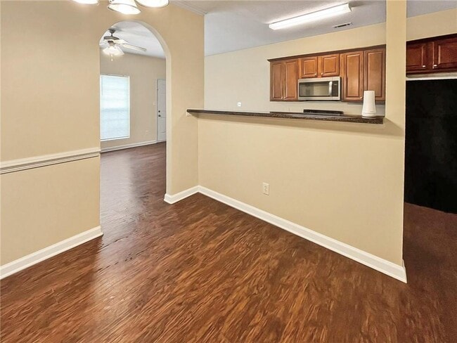 Building Photo - 4913 Sierra Way