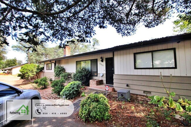 Building Photo - 4548 Pensacola St