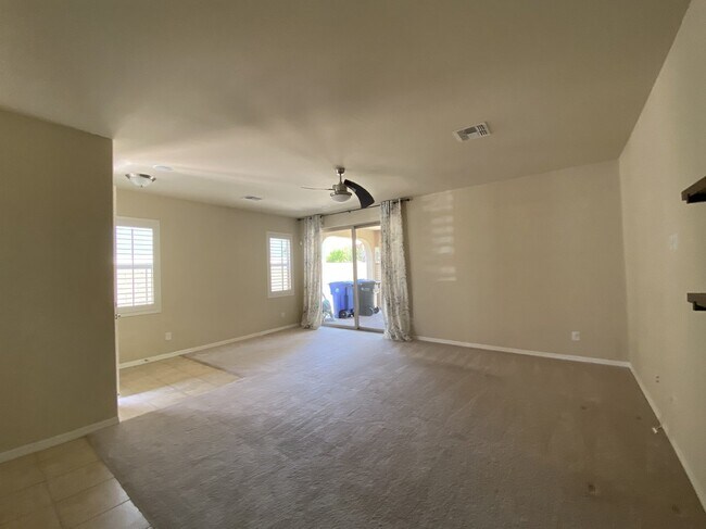 Building Photo - 3533 S Washington St