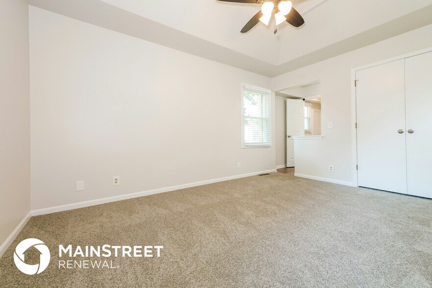 Building Photo - 1321 NE Quail Walk Dr