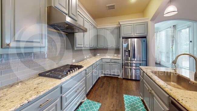 Building Photo - 5811 Lightfoot Ln