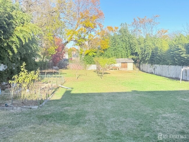 Building Photo - 25 Reed Street