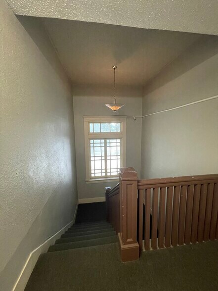 Staircase - 3118 San Jacinto St