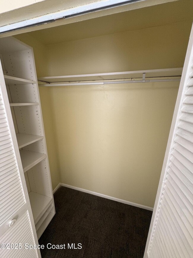 Building Photo - 2415 Sadler Ln