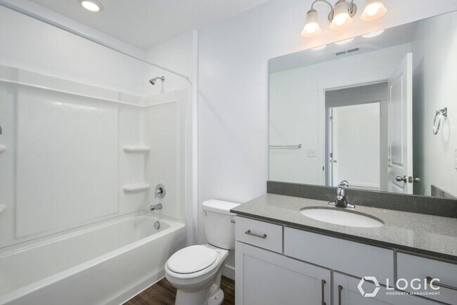 Building Photo - 14817 Pelé Ln