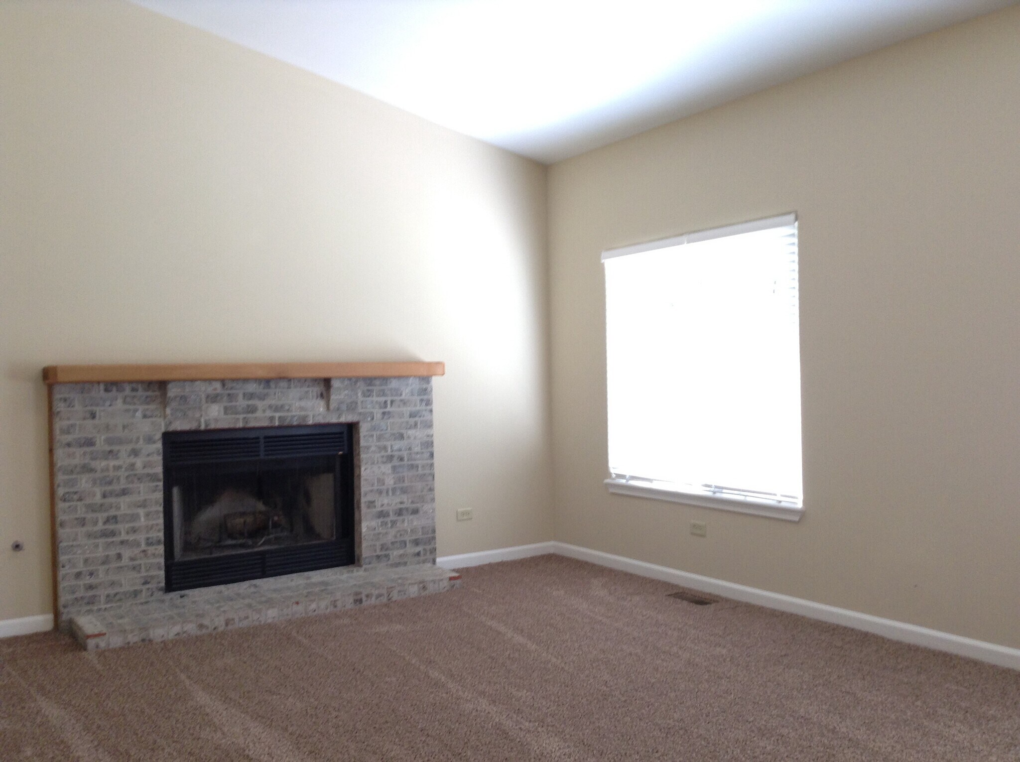 Building Photo - 25830 S Brookfield Ct