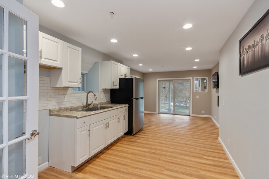 Lower Level - wet bar area - angle A - 275 croton dam road