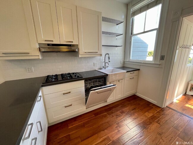 Building Photo - 231 San Jose Avenue