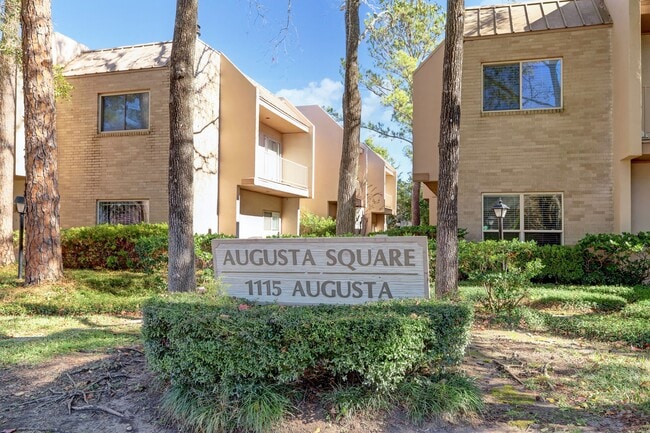 Building Photo - 1115 Augusta Dr