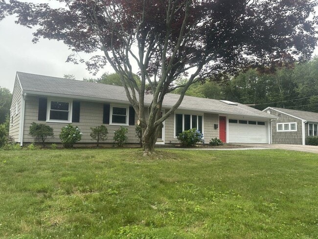 Primary Photo - 144 S Pier Rd