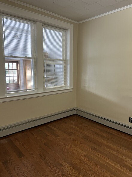 2nd Bedroom - 141 Franklin Ave