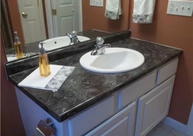 Building Photo - 3 Parkwood Dr