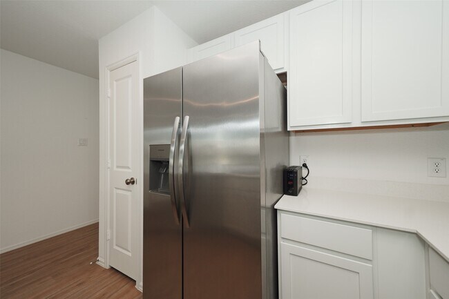 Building Photo - 26706 Paloma Blanca Dr