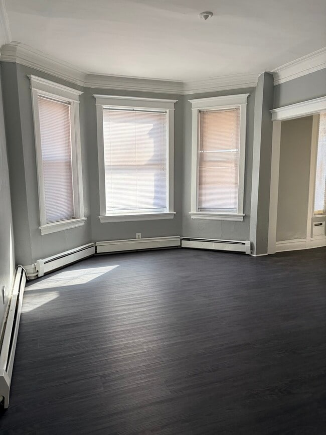 Building Photo - 7700 S Green St