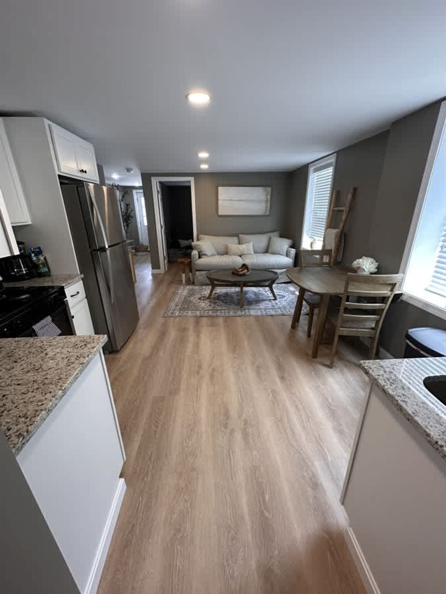 Building Photo - 301 Portsmouth Ave