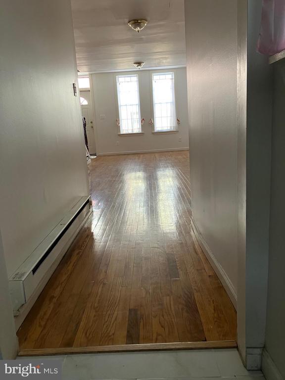 Building Photo - 1920 Fontain St