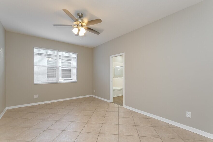 Building Photo - 12923 Terrace Springs Dr