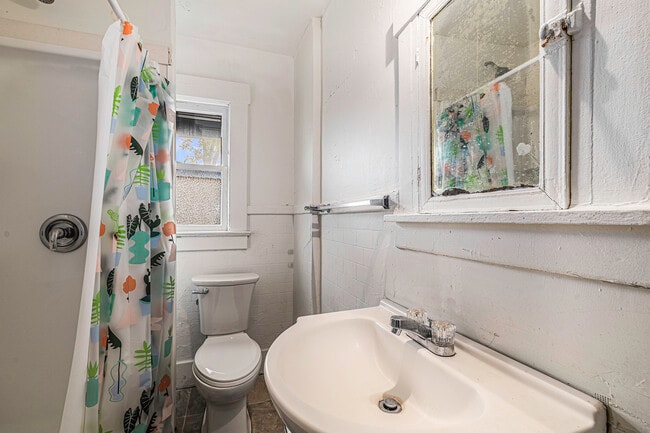 Building Photo - 1207 Prospect-