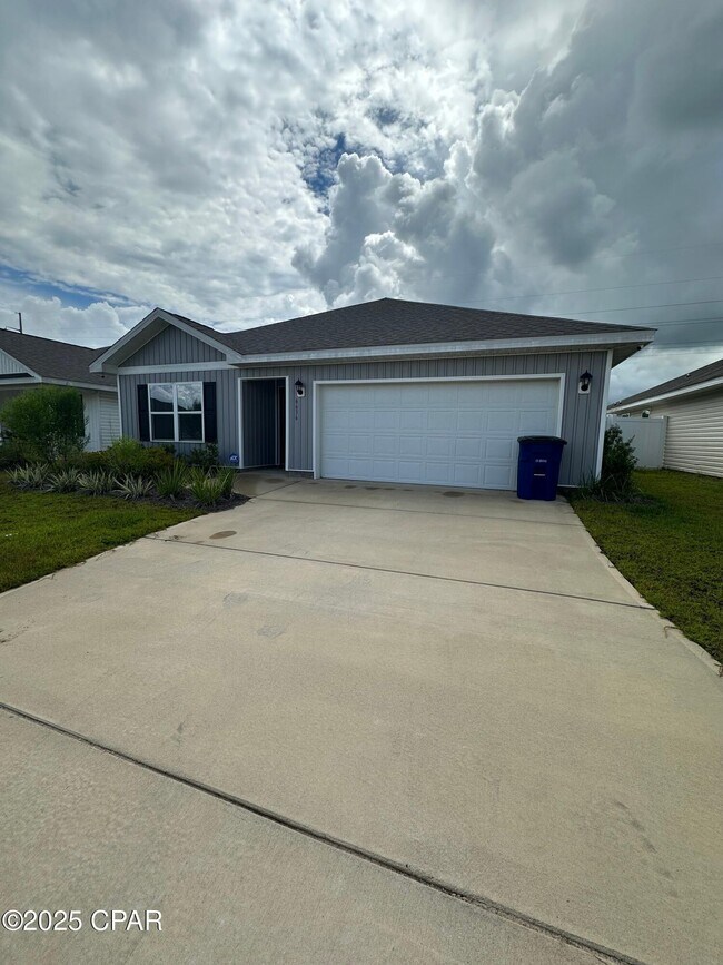Building Photo - 6636 Slabinski Ln