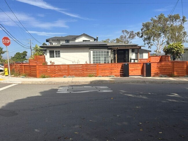Building Photo - Stunning 3BD/2BA Corner-Lot Home w/ Relaxing Views – Only $4,495 – Mission Heights