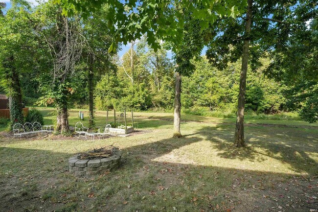 Building Photo - 8115 Calera Dr