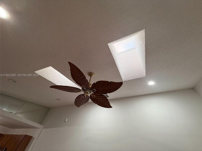 Building Photo - 13680 Yarmouth Ct