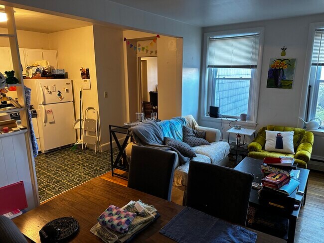 Building Photo - 199 Winthrop Rd