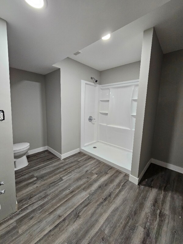 Building Photo - 4242 Hanover Dr