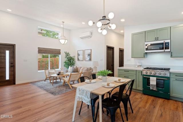 Building Photo - 114 S Santa Rosa St