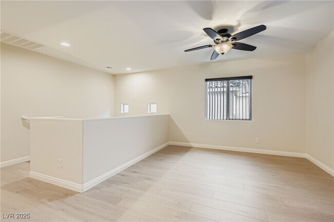 Building Photo - 10933 Mt Pendleton St