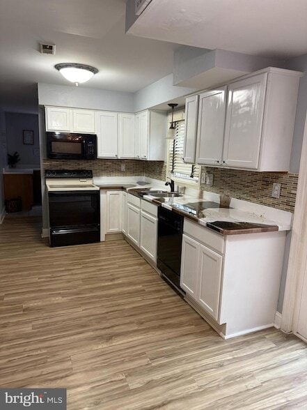 Building Photo - 6306 Panda Ct