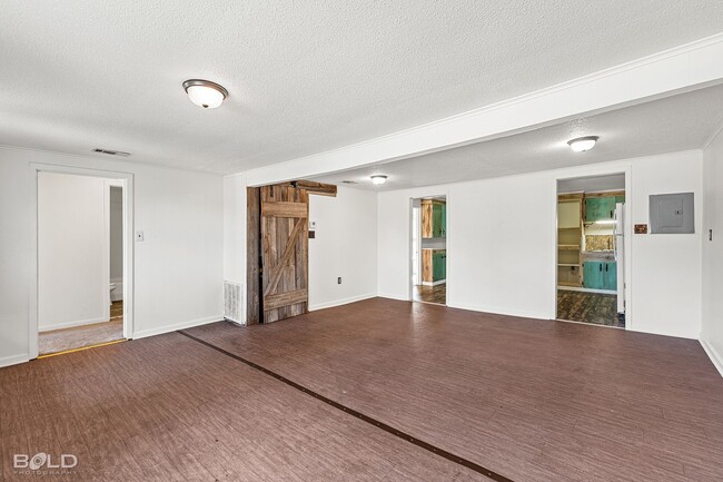 Building Photo - 5834 US-80