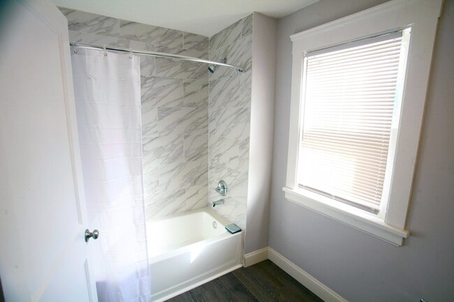 Building Photo - Gorgeous & Completely Rehabbed 3 Bed - 1.5 Bath Colonial for Rent!