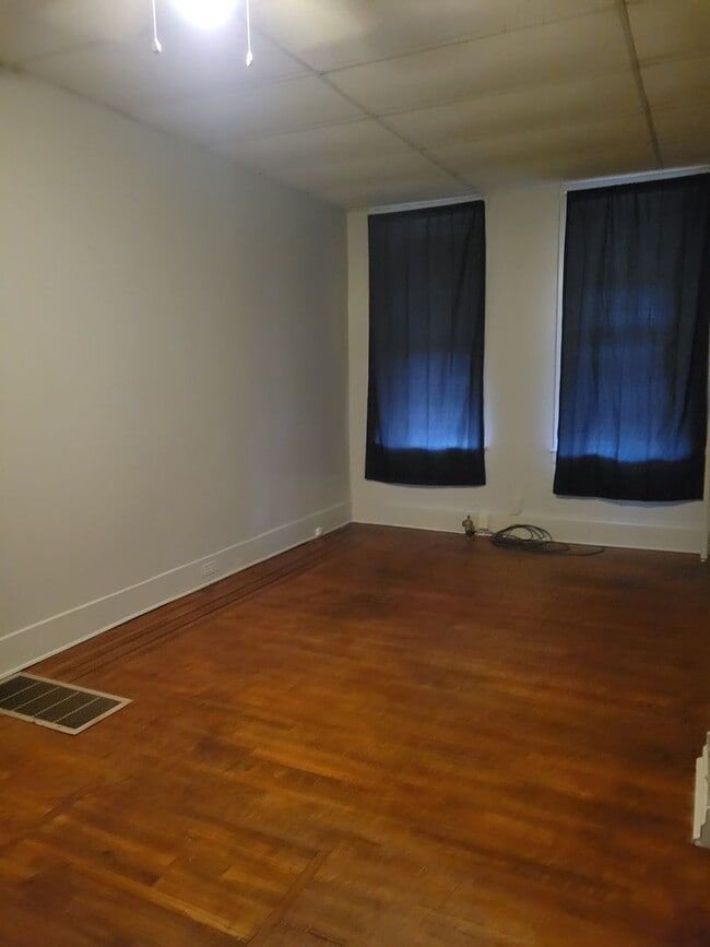 Building Photo - 562 Atlantic Ave