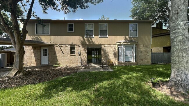 Building Photo - 1206 Woven Wood Ct