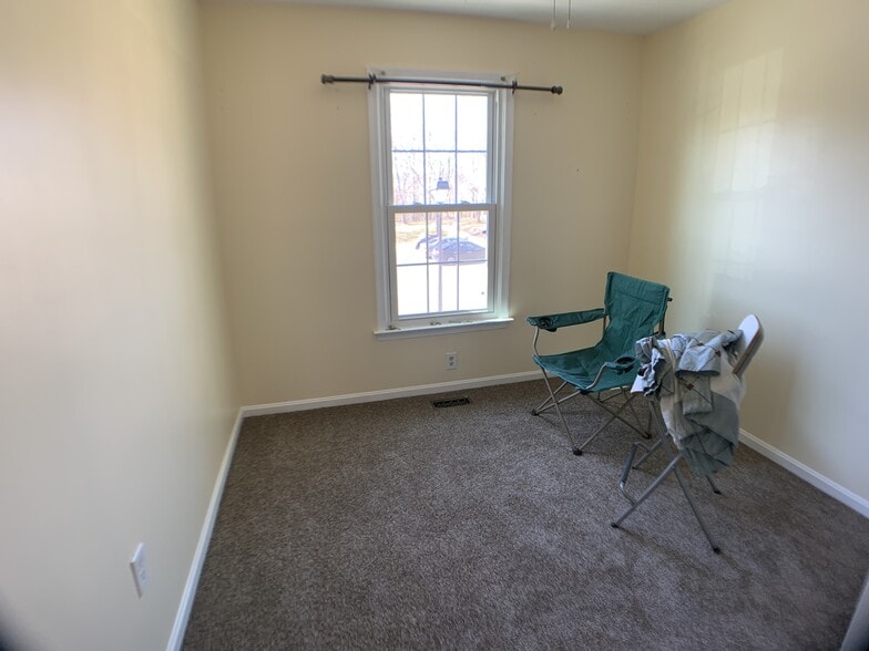 Building Photo - 14233 Oakpointe Dr