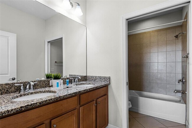 Building Photo - 434 Captiva Dr